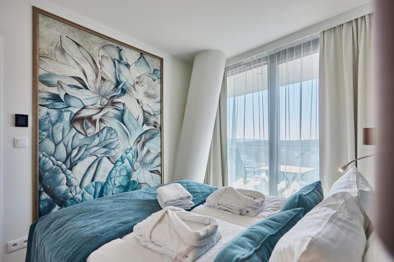 Wave - Gold Suite Sea View مينززدرويه المظهر الخارجي الصورة